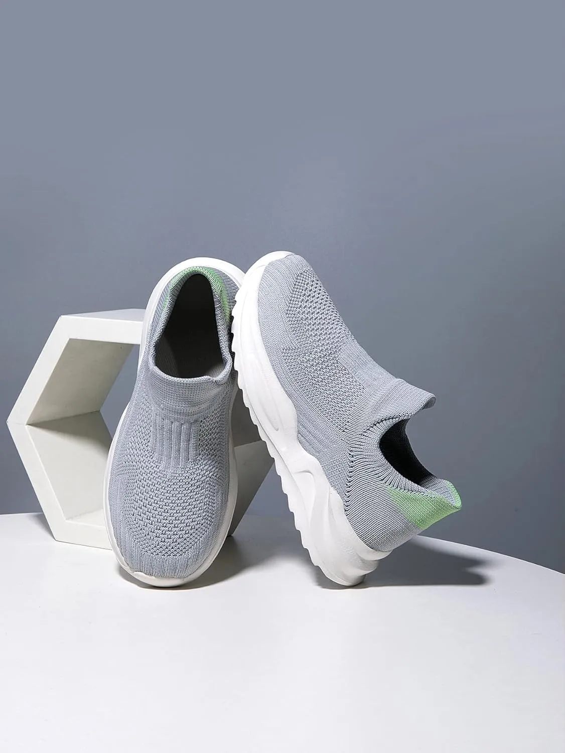 Boys and Girls Sock Shoes Casual Sports Running Walking Shoes Knitted Slip-On High Tops Lightweight Breathable Non Slip (Toddler/Little Kid/Big Kid)