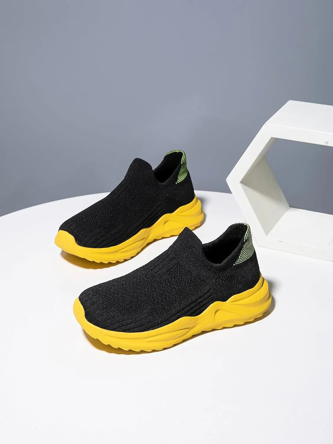 Boys and Girls Sock Shoes Casual Sports Running Walking Shoes Knitted Slip-On High Tops Lightweight Breathable Non Slip (Toddler/Little Kid/Big Kid)