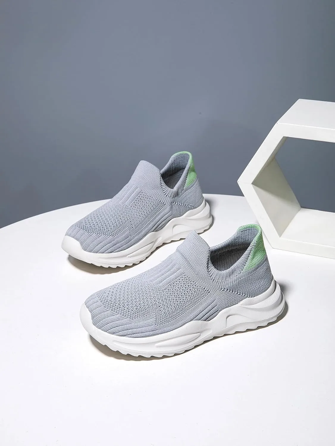 Boys and Girls Sock Shoes Casual Sports Running Walking Shoes Knitted Slip-On High Tops Lightweight Breathable Non Slip (Toddler/Little Kid/Big Kid)