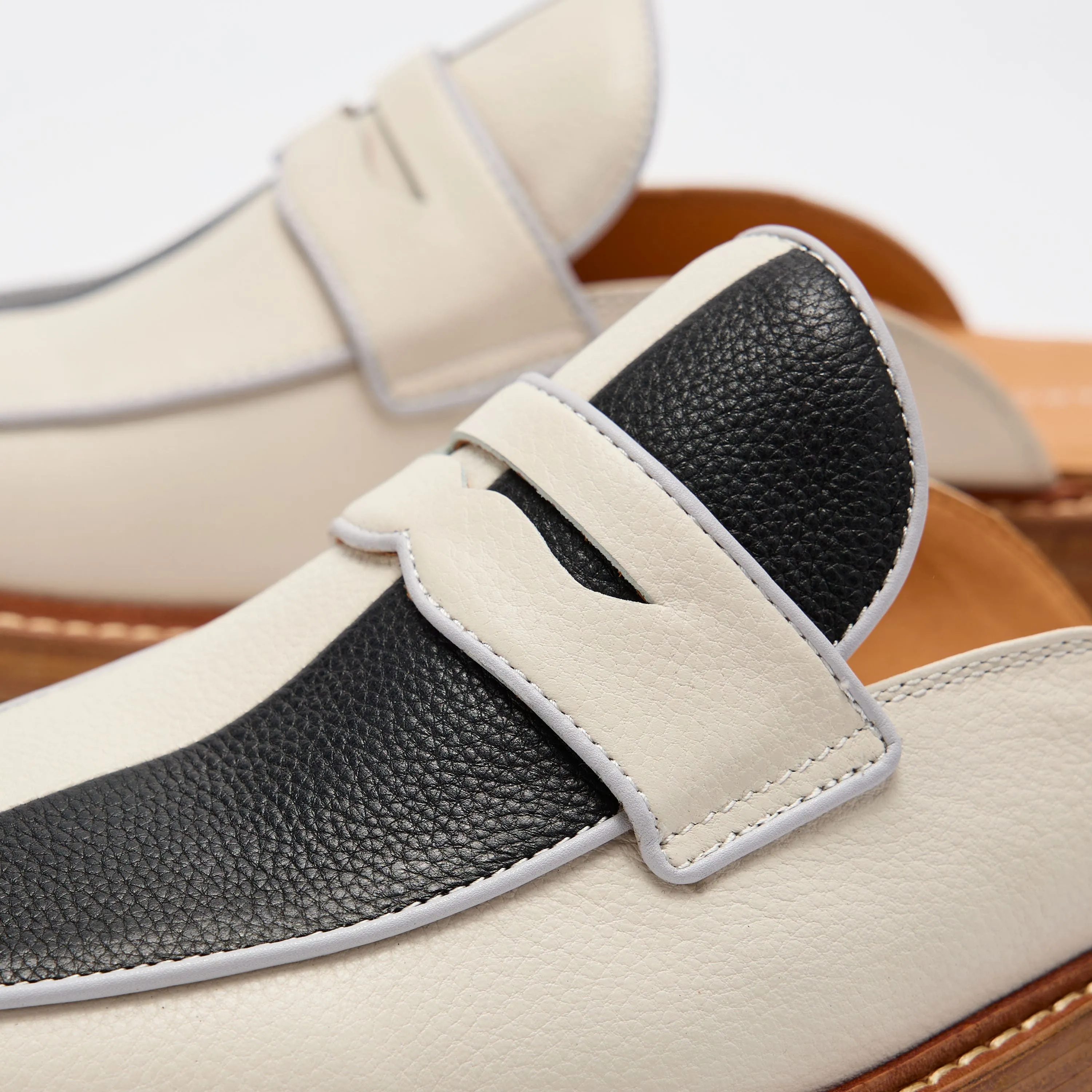 Del Mar White/Black Loafer Mules