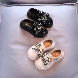 Girls  Trendy Leather Shoes in white and black