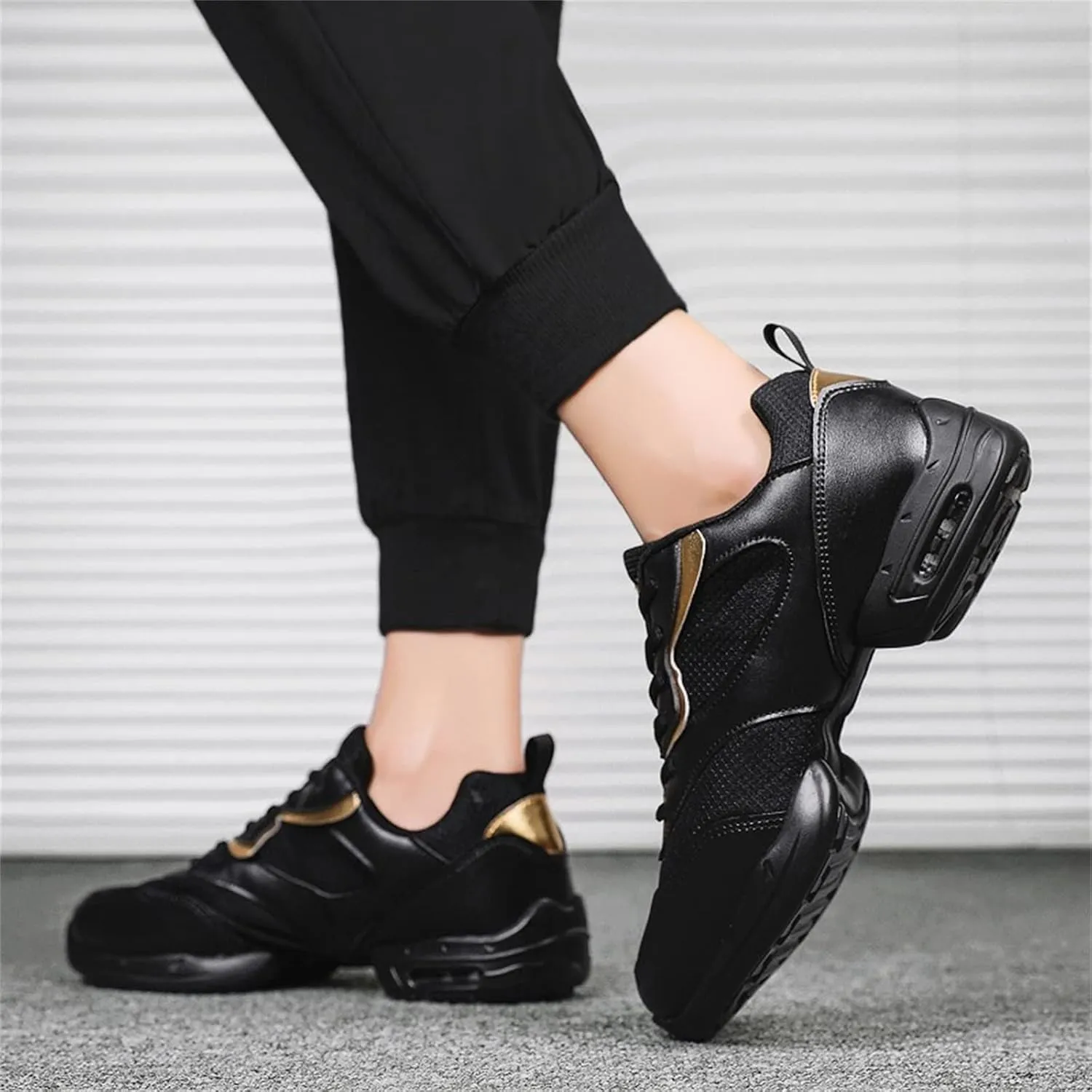 Men's Fashion Air Cushion Dance Shoes Sneakers Latin Jazz Ballroom Lace Up Dance Shoes Stylish Round Toe Platform Breathable Soft Bottom Outdoor Ballet Shoes for Men
