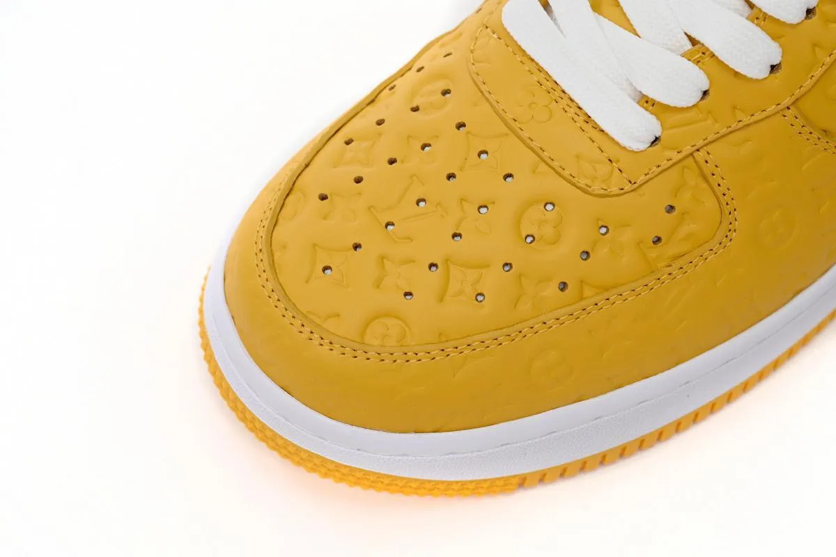 Nike Air Force 1 Yellow Sneaker