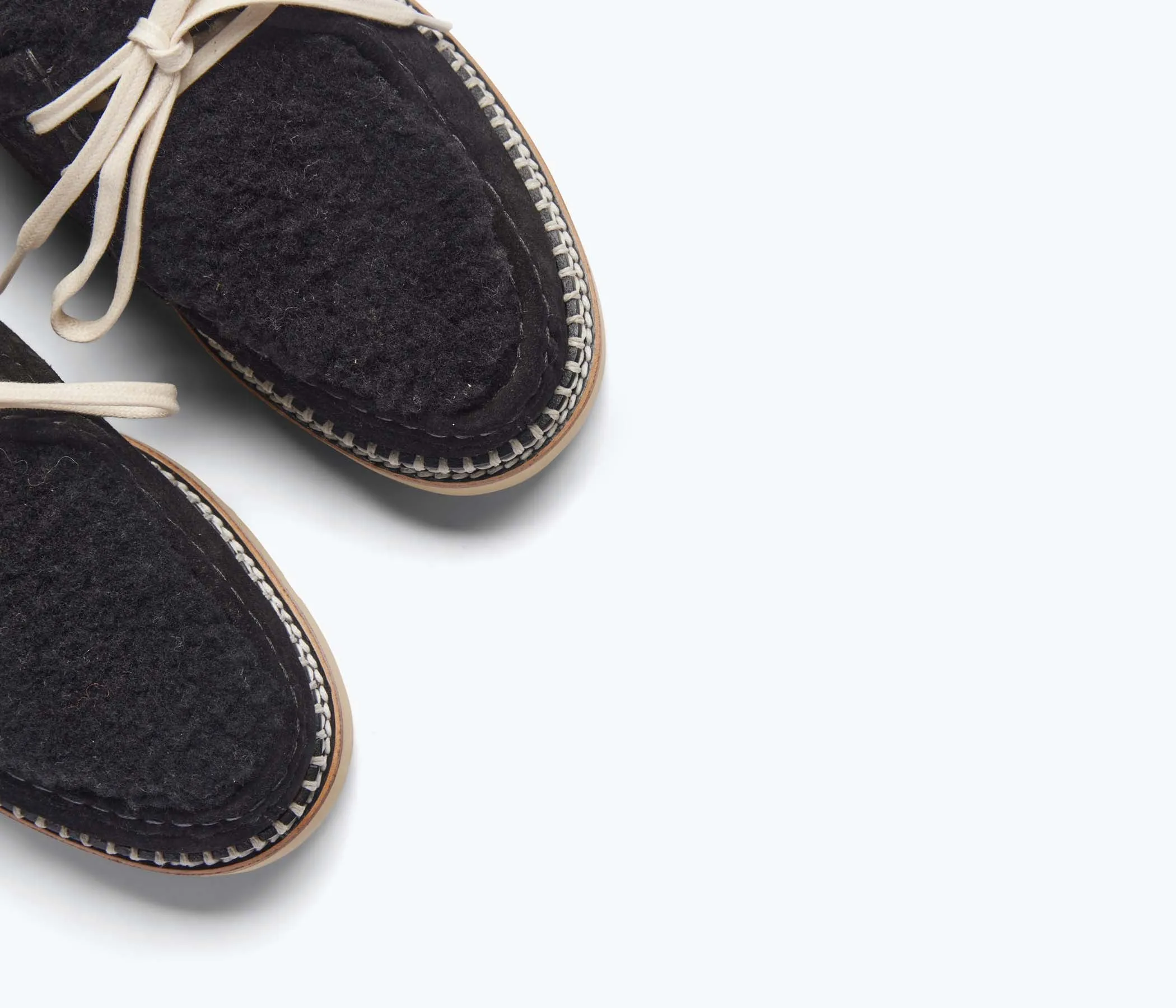 WILLOW LUG MOCCASIN