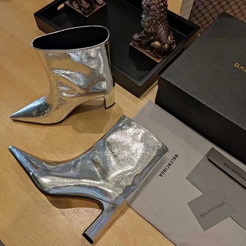 Women's Point Toe Chunky Ankle Boots